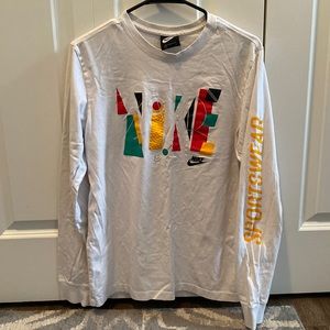 Retro Nike Sportswear Long Sleeve